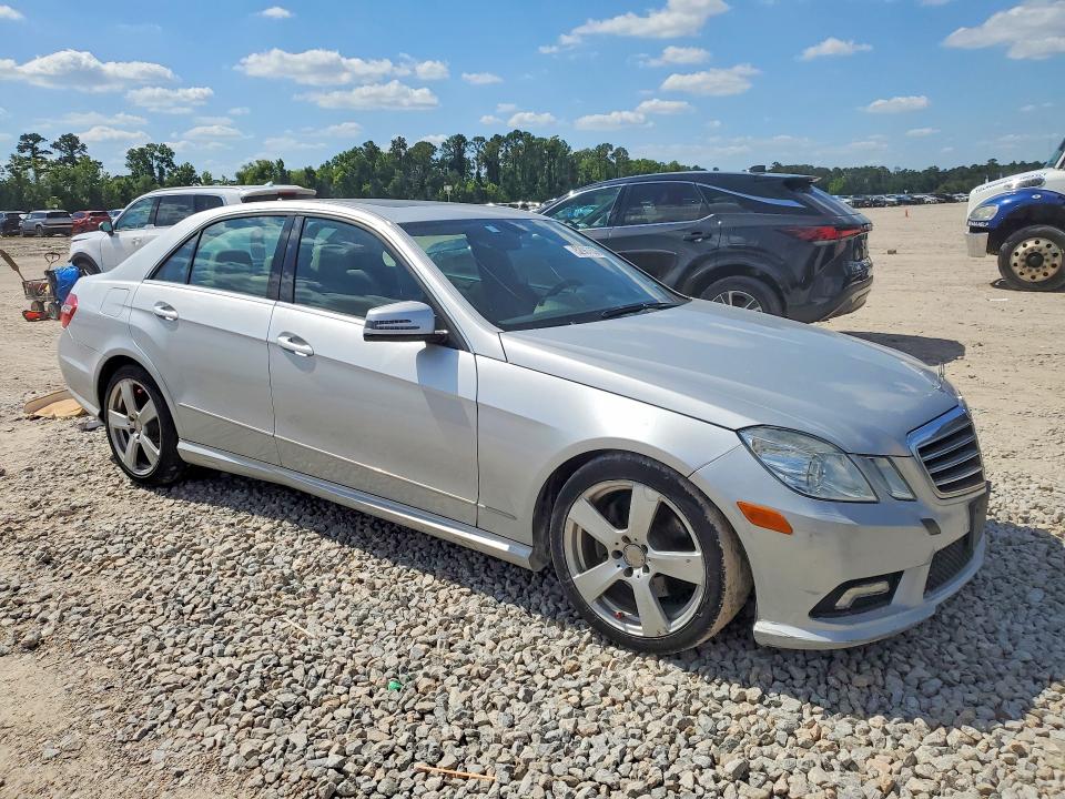 2011 Mercedes-benz E მანქანა იყიდება აუქციონზე, vin: WDDHF5GB4BA456026, აუქციონის ნომერი: 52967636