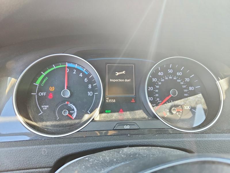 54981606 :رقم المزاد ، WVWKR7AU4KW915796 vin ، 2019 Volkswagen E-golf مزاد بيع