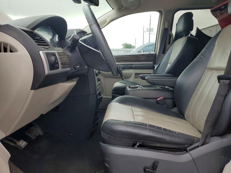 52866926 :رقم المزاد ، 2A4RR5D1XAR386019 vin ، 2010 Chrysler Town & Country مزاد بيع