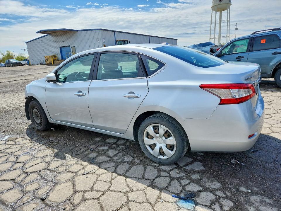 2015 Nissan Sentra მანქანა იყიდება აუქციონზე, vin: 3N1AB7AP1FY233373, აუქციონის ნომერი: 51703396