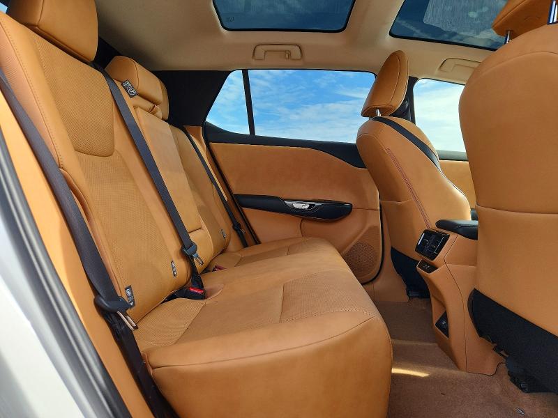 54734776 :رقم المزاد ، JTJAAAAB9PA003827 vin ، 2023 Lexus Rz مزاد بيع
