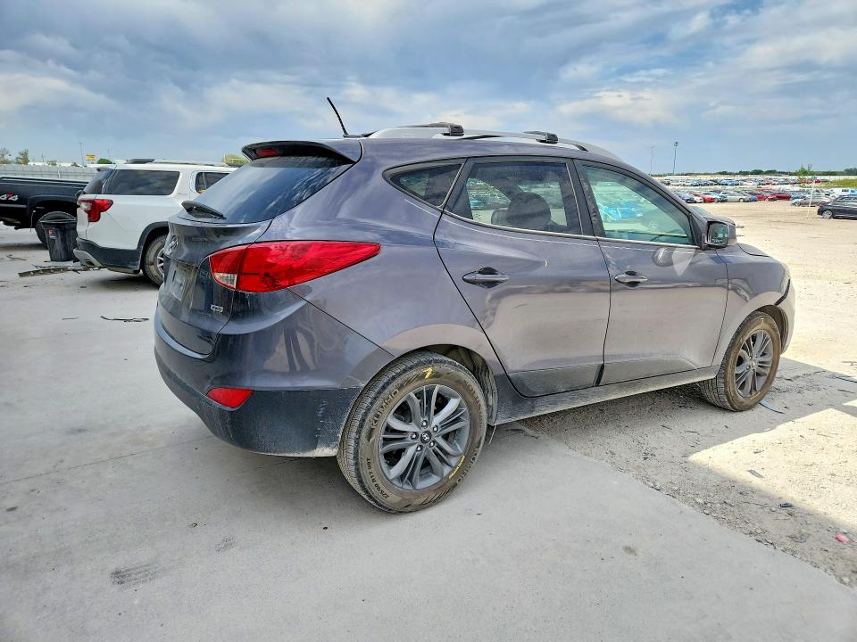 53354566 :رقم المزاد ، KM8JUCAG4FU045347 vin ، 2015 Hyundai Tucson مزاد بيع