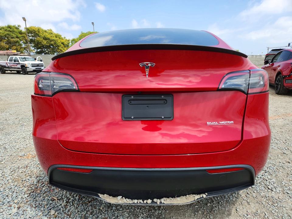 53672506 :رقم المزاد ، 7SAYGDEF8PF740378 vin ، 2023 Tesla Model Y مزاد بيع