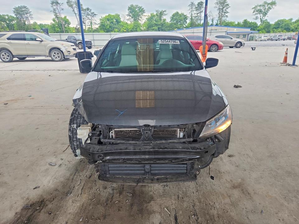 52544796 :رقم المزاد ، 3VWD17AJ2GM256871 vin ، 2016 Volkswagen Jetta مزاد بيع