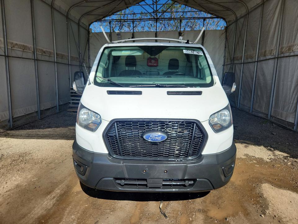 50574876 :رقم المزاد ، 1FTBR1Y81MKA00761 vin ، 2021 Ford Transit مزاد بيع