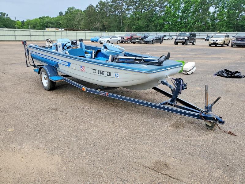 1985 Kingfisher Master Molders Boat მანქანა იყიდება აუქციონზე, vin: KNG00647B585, აუქციონის ნომერი: 53847746