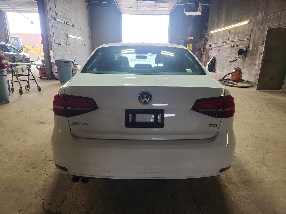 54689066 :رقم المزاد ، 3VW267AJ9GM412820 vin ، 2016 Volkswagen Jetta مزاد بيع
