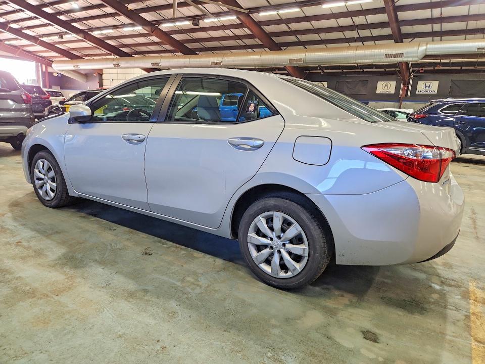 53592796 :رقم المزاد ، 2T1BURHE6FC275579 vin ، 2015 Toyota Corolla مزاد بيع