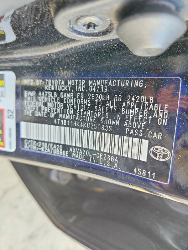 54091756 :رقم المزاد ، 4T1B11HK4KU250835 vin ، 2019 Toyota Camry مزاد بيع