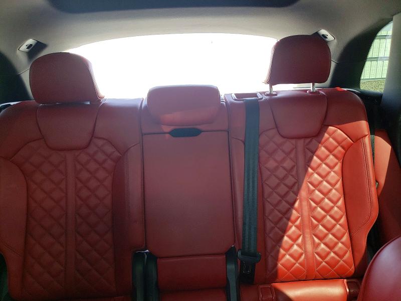 Продажа на аукционе авто 2018 Audi Sq5, vin: WA1C4AFY8J2104062, номер лота: 52076316