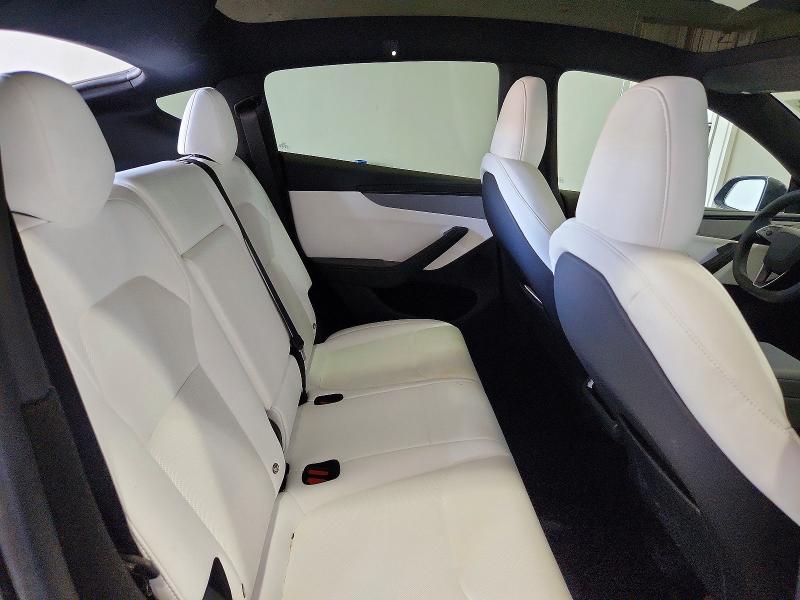 Продаж на аукціоні авто 2026 Tesla Model Y, vin: 7SAYGDEEXTA634450, номер лоту: 53705016
