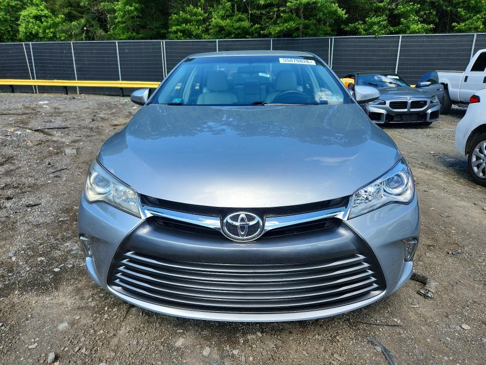 2017 Toyota Camry მანქანა იყიდება აუქციონზე, vin: 4T1BF1FKXHU785519, აუქციონის ნომერი: 55070026