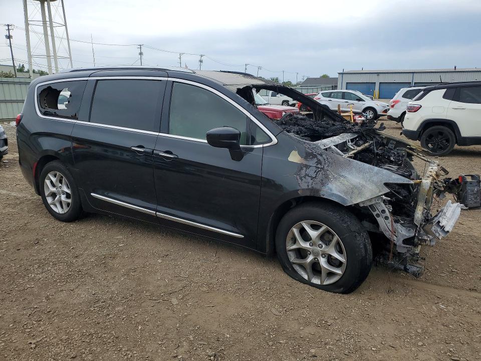 Продажа на аукционе авто 2018 Chrysler Pacifica, vin: 2C4RC1BG1JR121710, номер лота: 53361016
