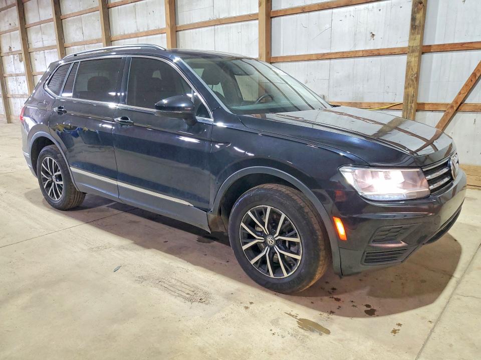 52852826 :رقم المزاد ، 3VV3B7AXXMM028131 vin ، 2021 Volkswagen Tiguan مزاد بيع
