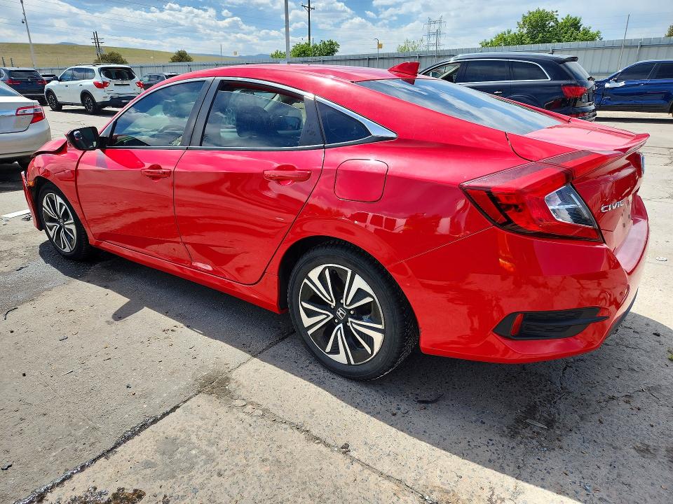 52925886 :رقم المزاد ، 2HGFC1E32JH645869 vin ، 2018 Honda Civic مزاد بيع