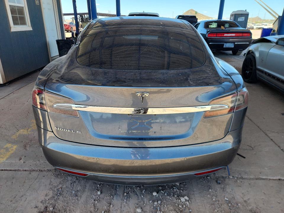 Продаж на аукціоні авто 2014 Tesla Model S, vin: 5YJSA1H11EFP30694, номер лоту: 55445656