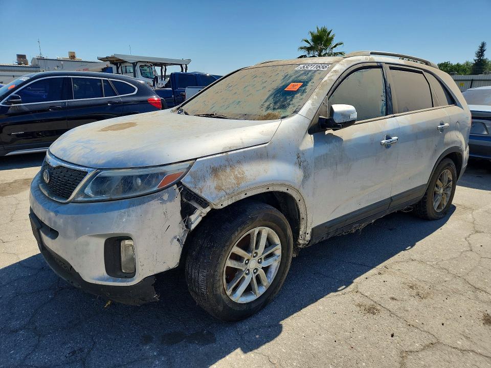 Auction sale of the 2015 Kia Sorento, vin: 5XYKT4A68FG640731, lot number: 53211656
