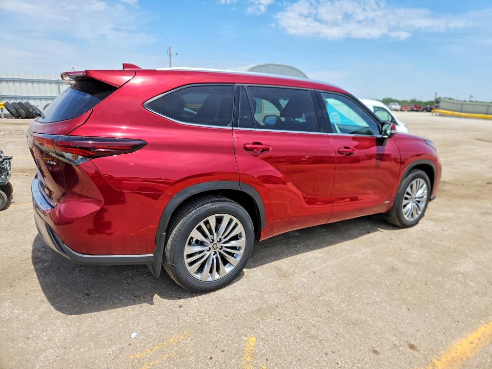 53569146 :رقم المزاد ، 5TDEBRCH0TS705145 vin ، 2026 Toyota Highlander Hybrid مزاد بيع