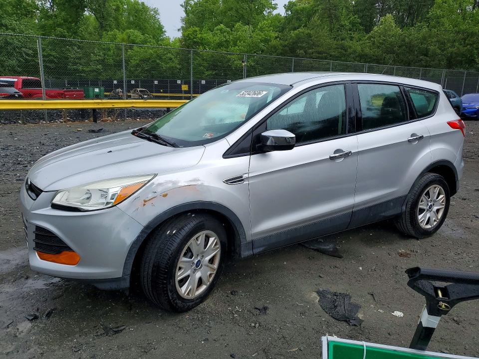 2015 Ford Escape მანქანა იყიდება აუქციონზე, vin: 1FMCU0F75FUA37872, აუქციონის ნომერი: 52342606