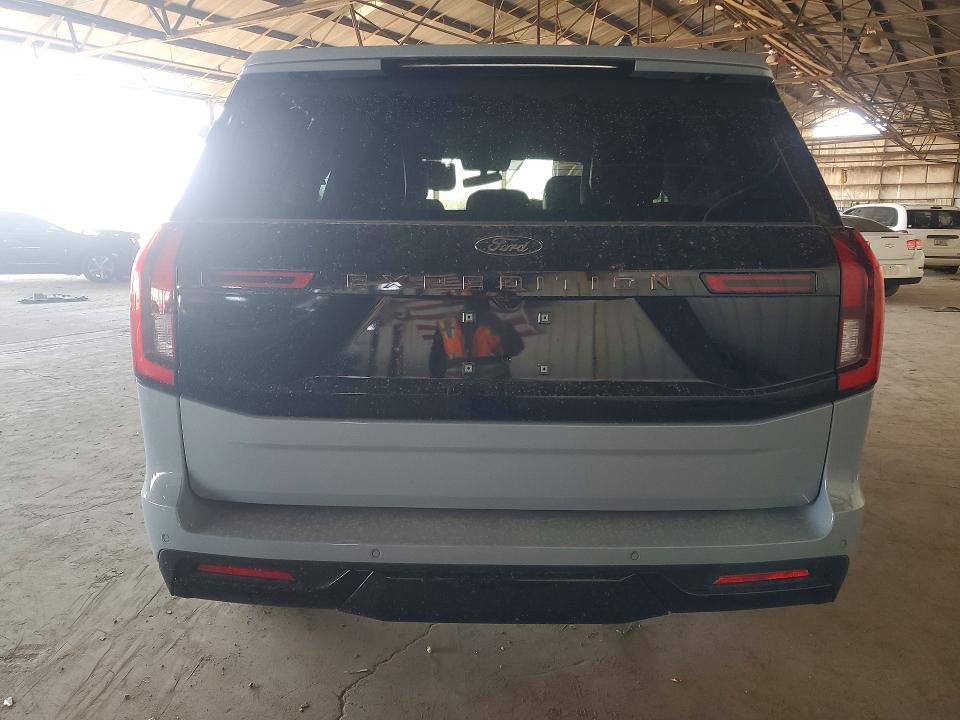 2025 Ford Expedition მანქანა იყიდება აუქციონზე, vin: 1FMJU1RG3SEA57633, აუქციონის ნომერი: 53460256