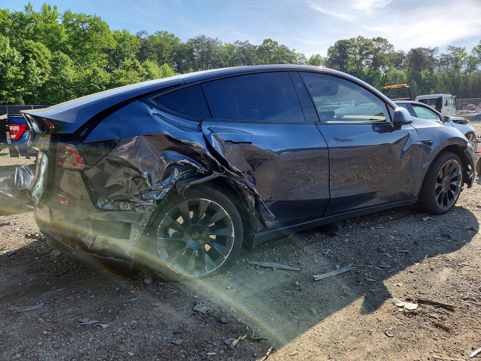 Продажа на аукционе авто 2023 Tesla Model Y, vin: 7SAYGDEEXPF852963, номер лота: 53453356