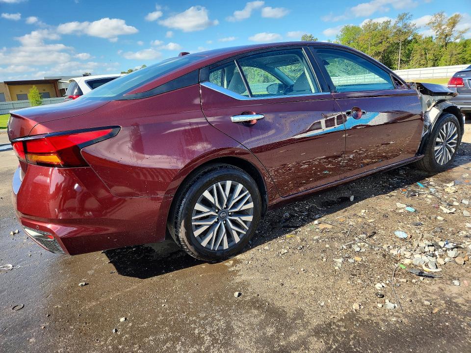 53826636 :رقم المزاد ، 1N4BL4DV3SN311463 vin ، 2025 Nissan Altima مزاد بيع
