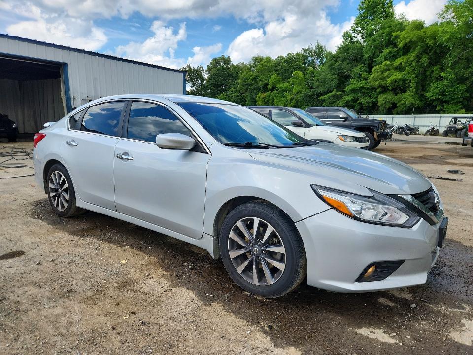 Aukcja sprzedaży 2017 Nissan Altima, vin: 1N4AL3AP0HC201941, numer aukcji: 54586906