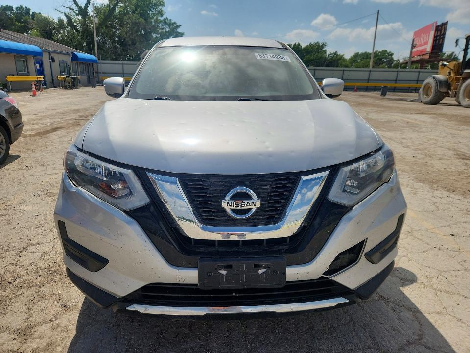 Продажа на аукционе авто 2017 Nissan Rogue, vin: JN8AT2MVXHW255202, номер лота: 53714086