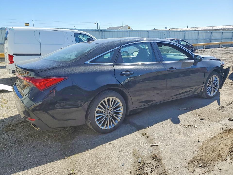 52858386 :رقم المزاد ، 4T1BZ1FB6KU020449 vin ، 2019 Toyota Avalon مزاد بيع