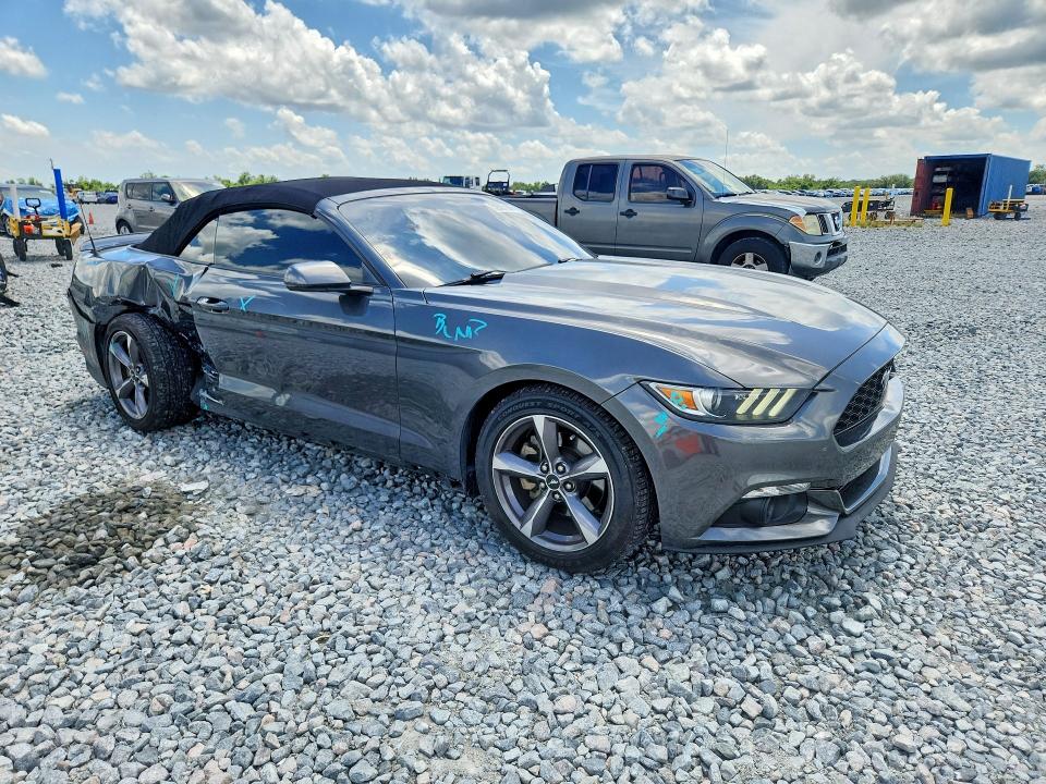 52567006 :رقم المزاد ، 1FATP8UH5H5356925 vin ، 2017 Ford Mustang مزاد بيع