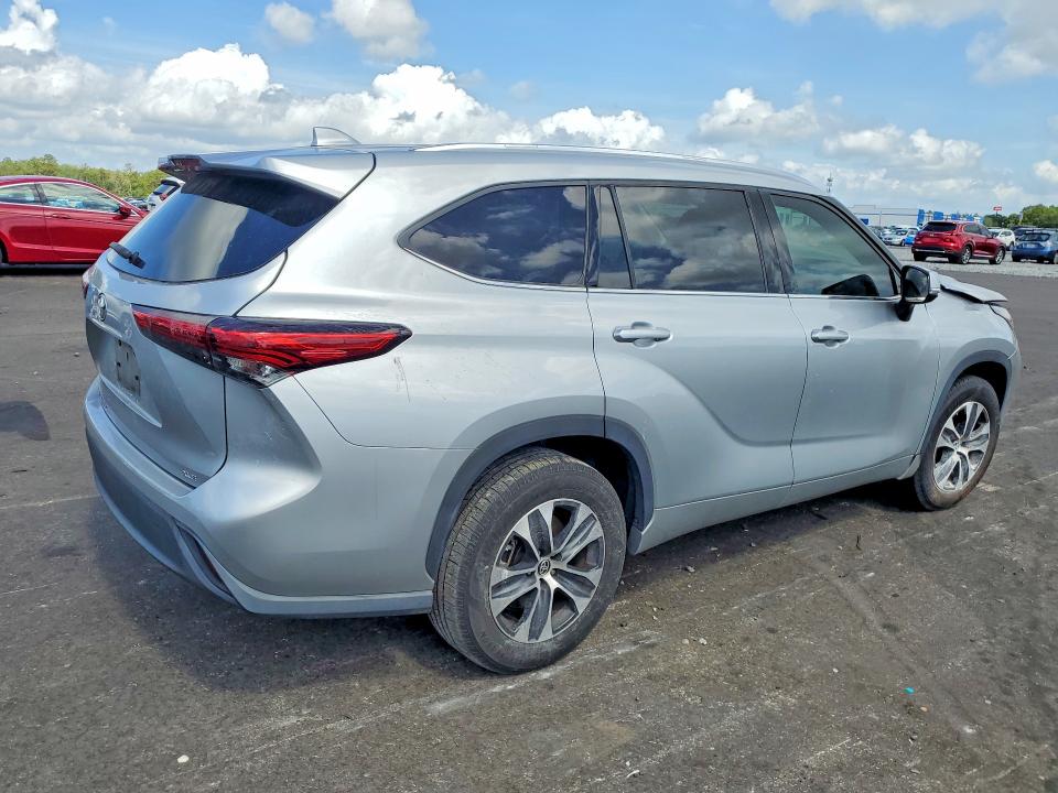 Продажа на аукционе авто 2020 Toyota Highlander, vin: 5TDGZRAH6LS503885, номер лота: 54778266