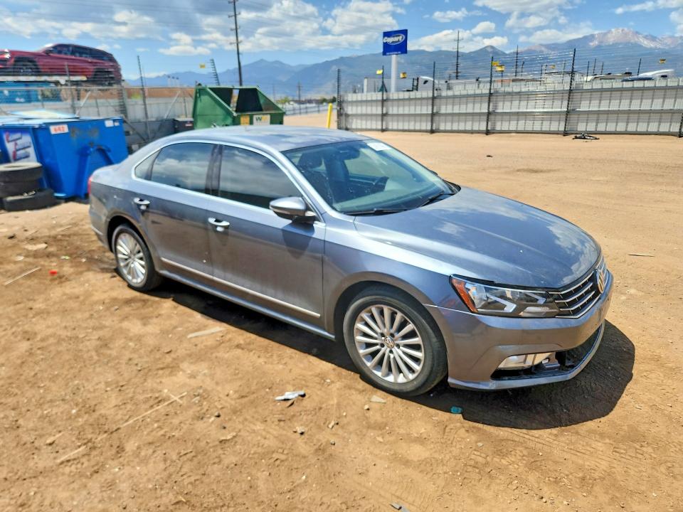 53991896 :رقم المزاد ، 1VWBT7A38GC068893 vin ، 2016 Volkswagen Passat مزاد بيع