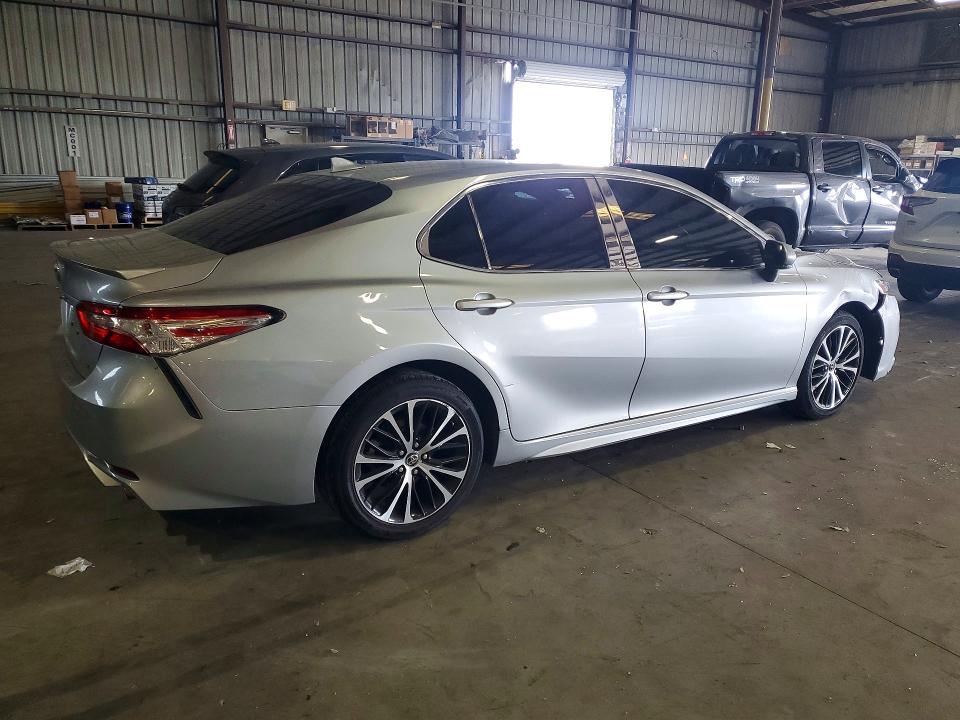Продажа на аукционе авто 2018 Toyota Camry, vin: 4T1B11HK8JU020603, номер лота: 52059256
