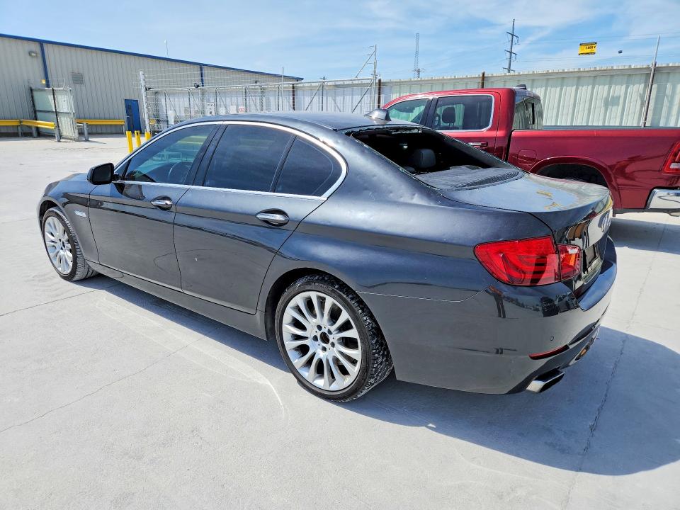 51982586 :رقم المزاد ، WBAFR9C57DD226561 vin ، 2013 Bmw 550 مزاد بيع