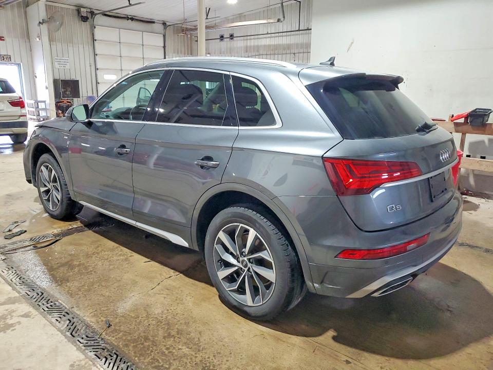 55049116 :رقم المزاد ، WA1EAAFY8N2083799 vin ، 2022 Audi Q5 مزاد بيع