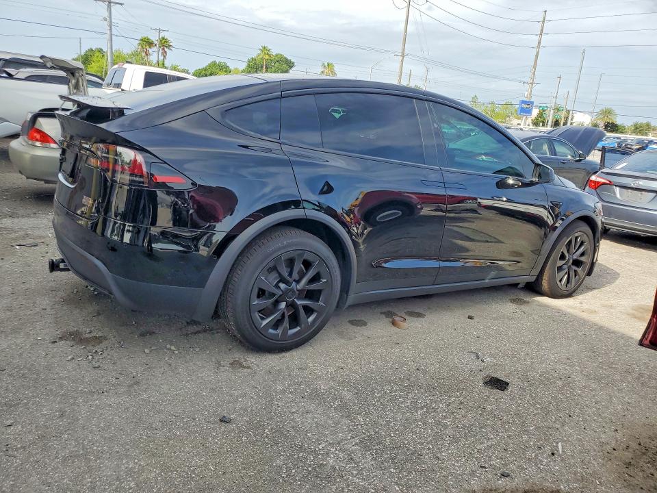 Продаж на аукціоні авто 2022 Tesla Model X, vin: 7SAXCBE62NF345475, номер лоту: 54048846