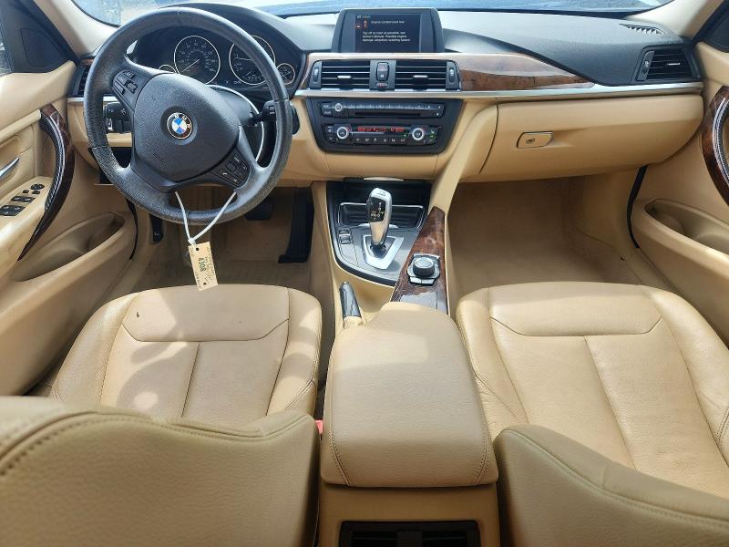 54527086 :رقم المزاد ، WBA3B1G51ENS77293 vin ، 2014 Bmw 320 مزاد بيع