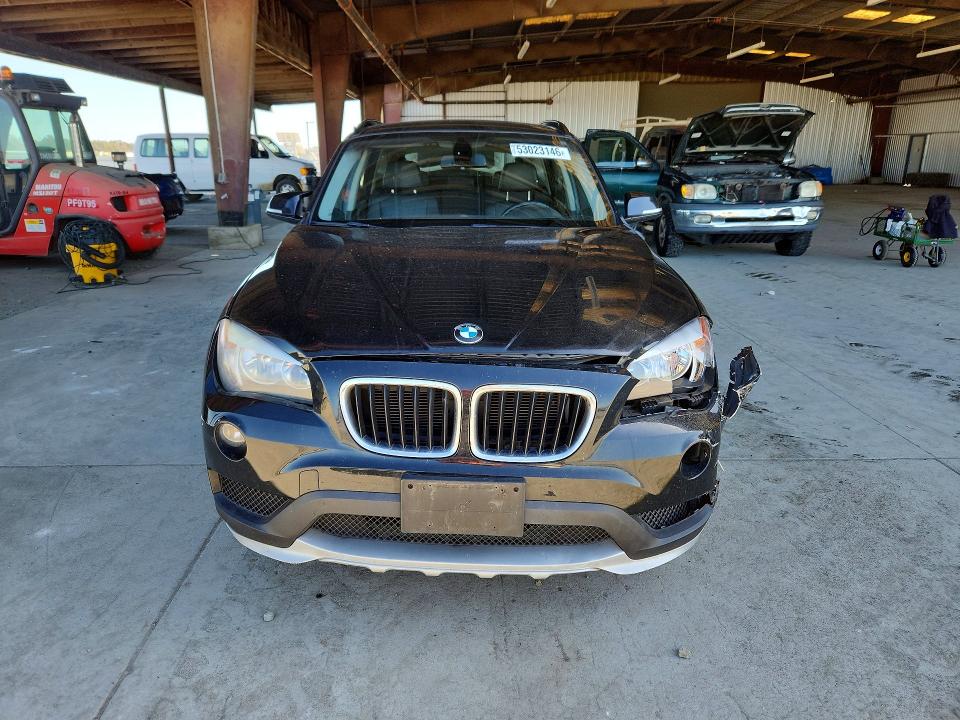 2015 Bmw X1 მანქანა იყიდება აუქციონზე, vin: WBAVM1C58FVZ93909, აუქციონის ნომერი: 53023146