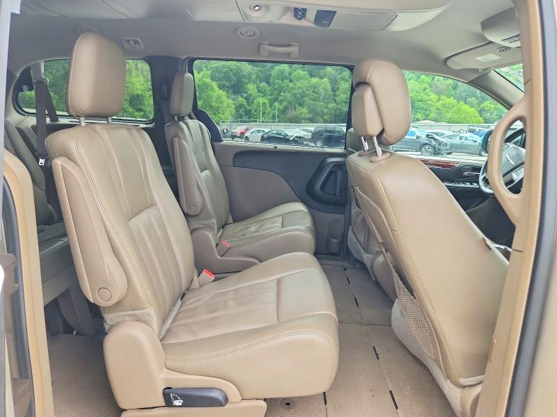 2015 Chrysler Town & Country მანქანა იყიდება აუქციონზე, vin: 2C4RC1BG8FR561639, აუქციონის ნომერი: 55088146