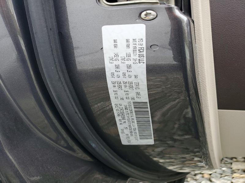52854336 :رقم المزاد ، 2C4RC1BG8HR592408 vin ، 2017 Chrysler Pacifica مزاد بيع