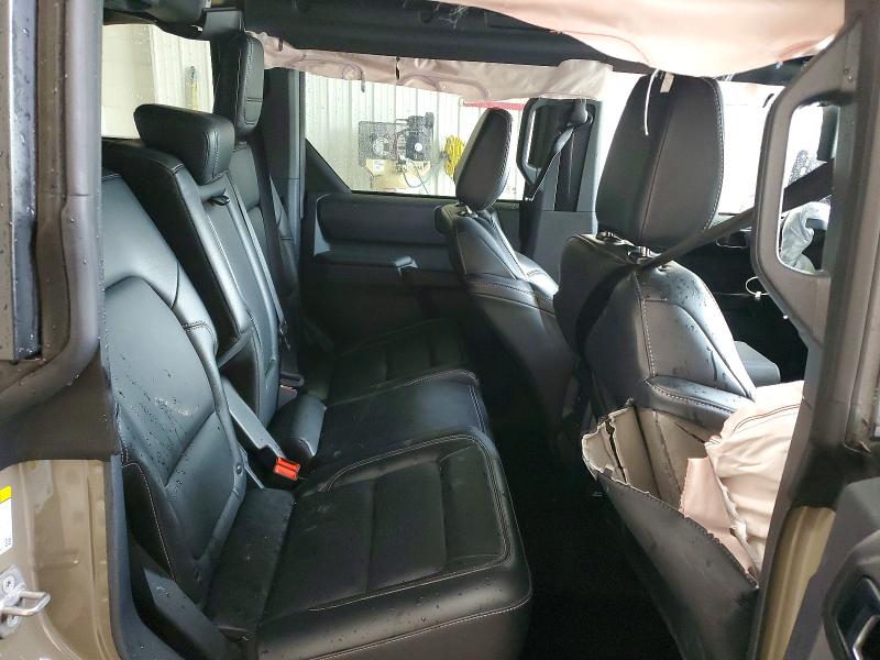 Продажа на аукционе авто 2025 Ford Bronco, vin: 1FMDE8BH1SLA90180, номер лота: 52166936