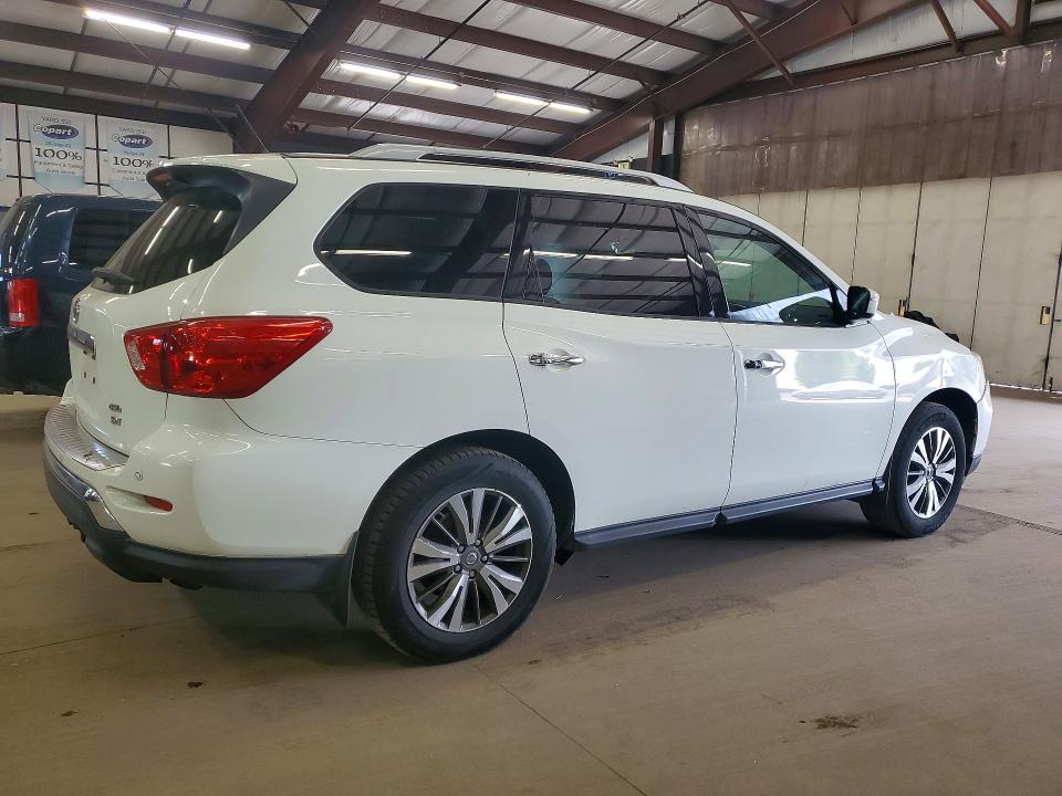 54675466 :رقم المزاد ، 5N1DR2MM7HC607860 vin ، 2017 Nissan Pathfinder مزاد بيع