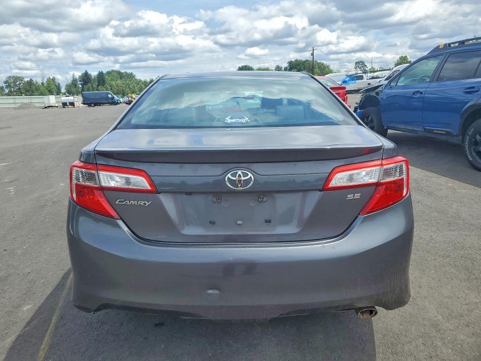 2014 Toyota Camry მანქანა იყიდება აუქციონზე, vin: 4T1BF1FKXEU813198, აუქციონის ნომერი: 53901406