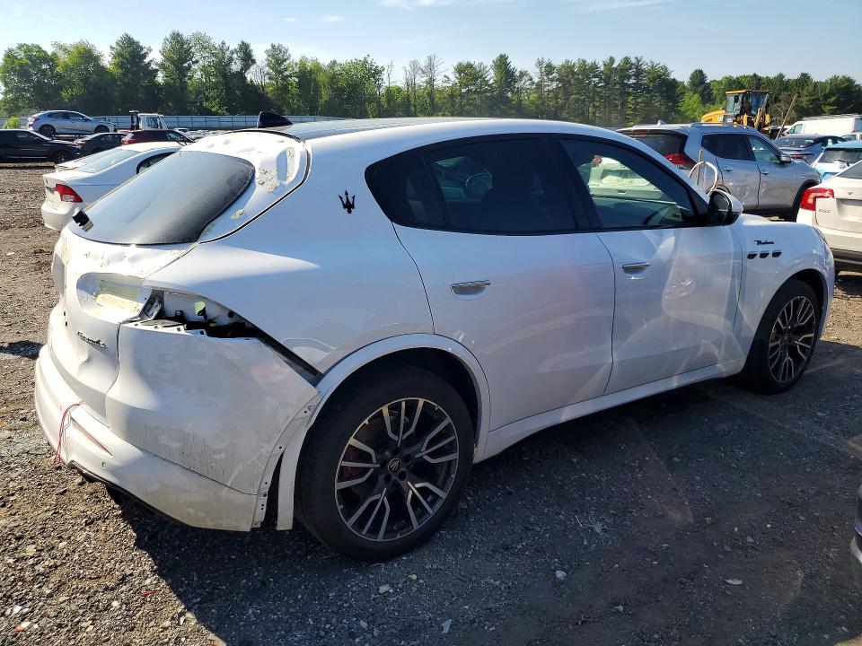 Продажа на аукционе авто 2023 Maserati Grecale, vin: ZN682AVM7P7426573, номер лота: 53737636
