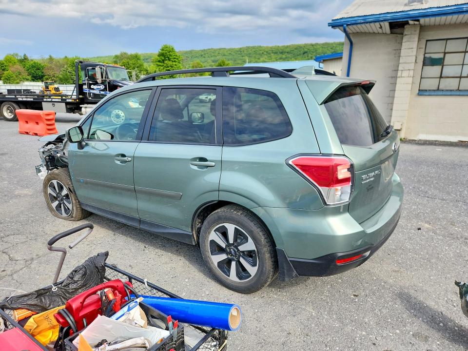 Продажа на аукционе авто 2018 Subaru Forester, vin: JF2SJAGC8JH491837, номер лота: 53517786