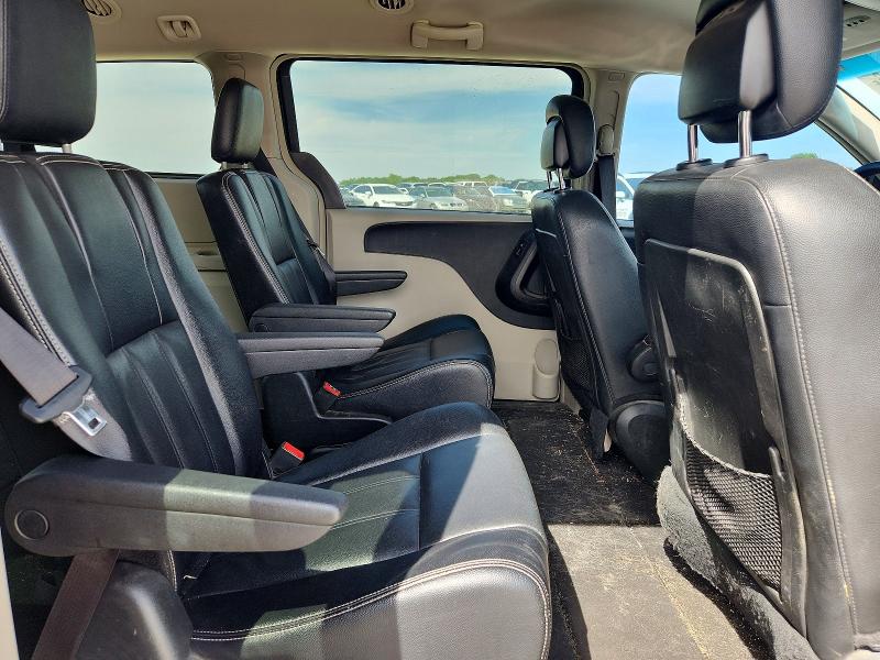 2015 Chrysler Town & Country მანქანა იყიდება აუქციონზე, vin: 2C4RC1BG5FR589172, აუქციონის ნომერი: 52445816