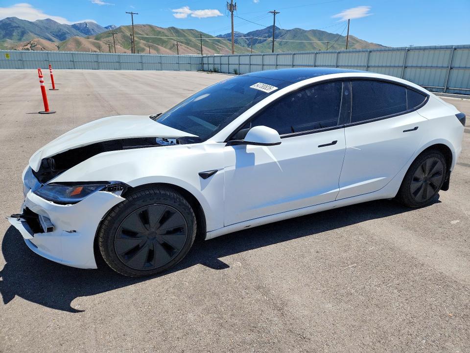 54780826 :رقم المزاد ، 5YJ3E1EB8RF820758 vin ، 2024 Tesla Model 3 مزاد بيع