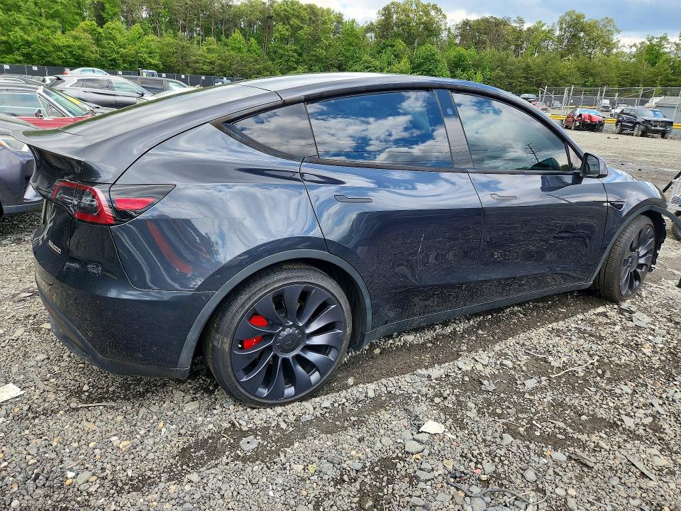 Продажа на аукционе авто 2024 Tesla Model Y, vin: 7SAYGDEF7RF043335, номер лота: 53627756
