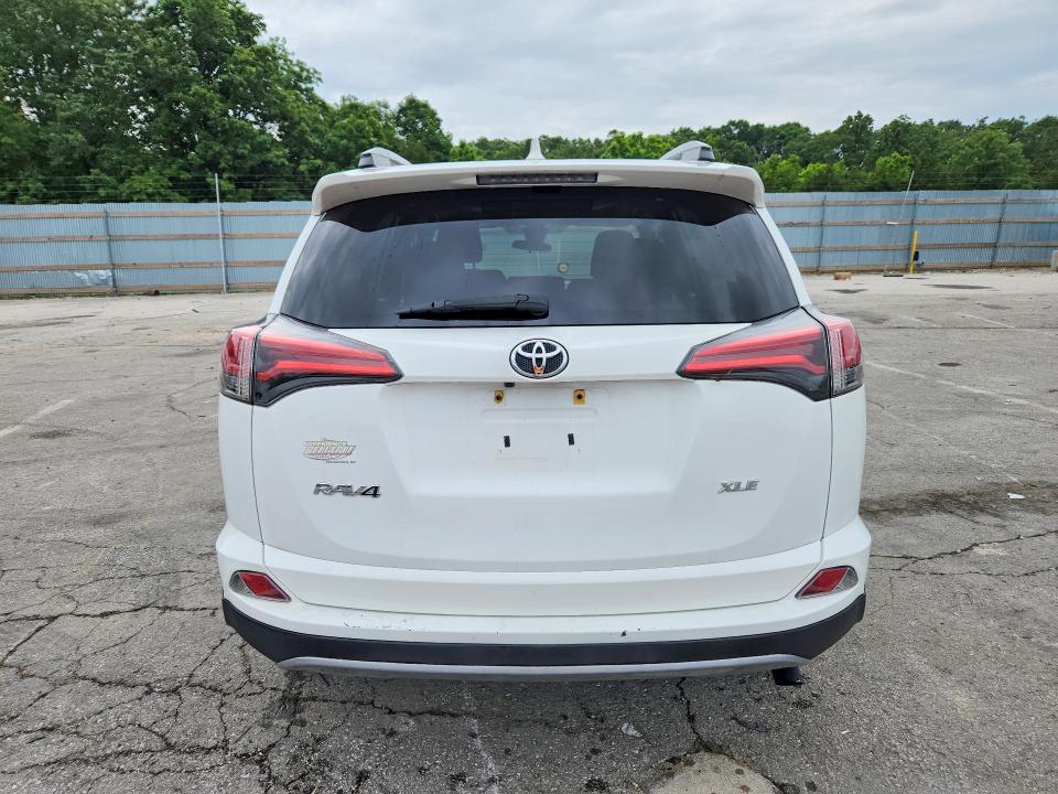 Продаж на аукціоні авто 2018 Toyota Rav4, vin: 2T3WFREV0JW460841, номер лоту: 54913606