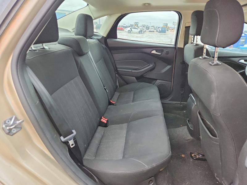 52813946 :رقم المزاد ، 1FADP3H23JL259141 vin ، 2018 Ford Focus مزاد بيع
